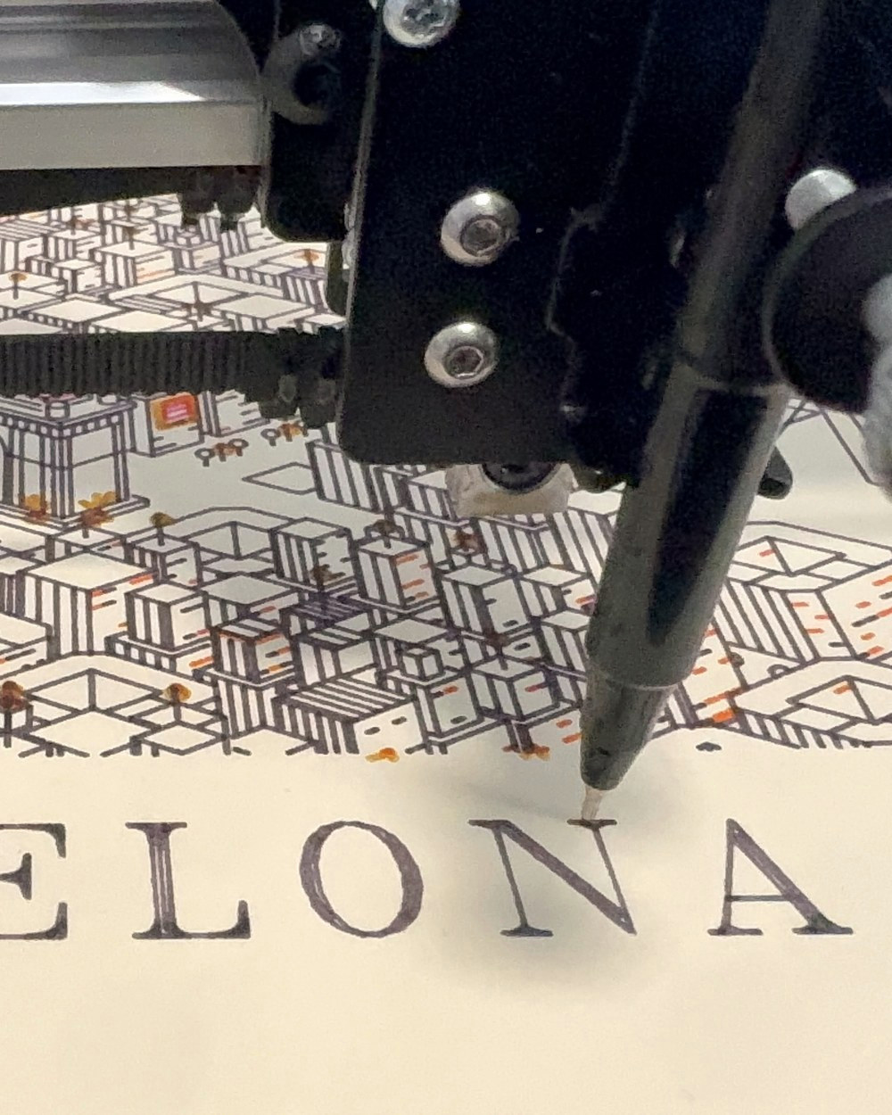Barcelona, foto 4 de 4: Rotring Fineliner 0.4 (negro, naranja y rosa) y subrayador Bic amarillo pastel sobre Canson Mi-Teintes 160 g, color crema